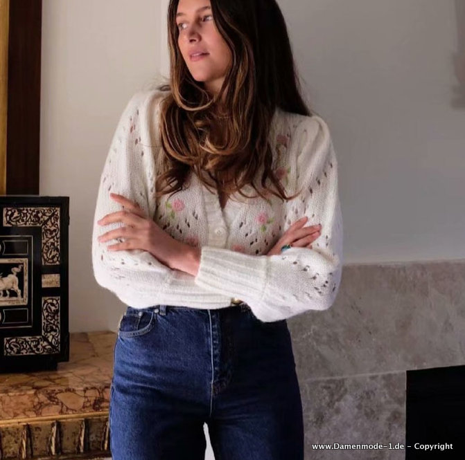 Boho Cardigan Strickjacke mit Blumen in Weiß