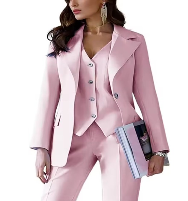 Dreiteiliger Damen Hosenanzug Ernestine in Rosa Elegant Blazer - Weste - Hose im Set