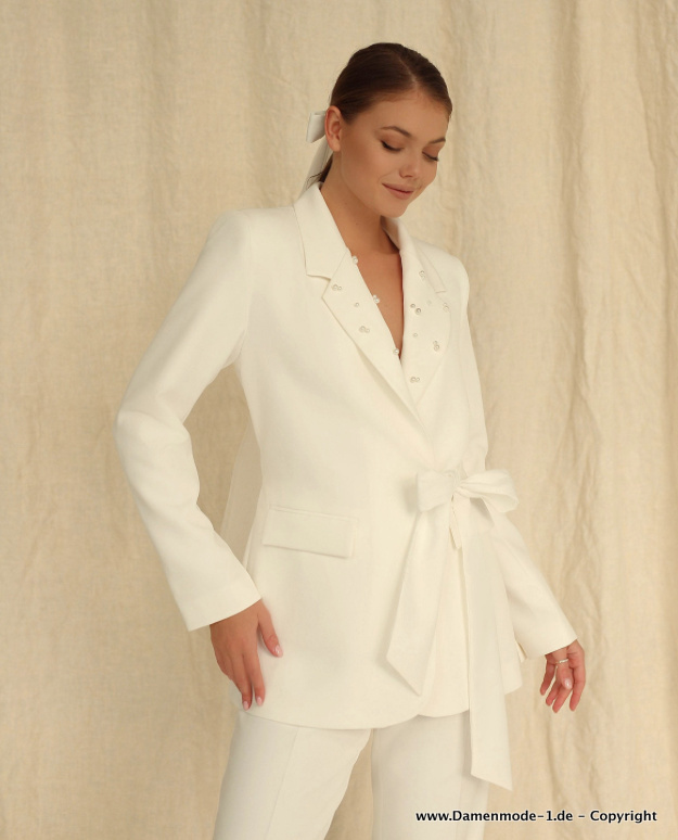 Eleganter Hosenanzug für Damen in Weiß mit Perlen Applikationen und Gürtel