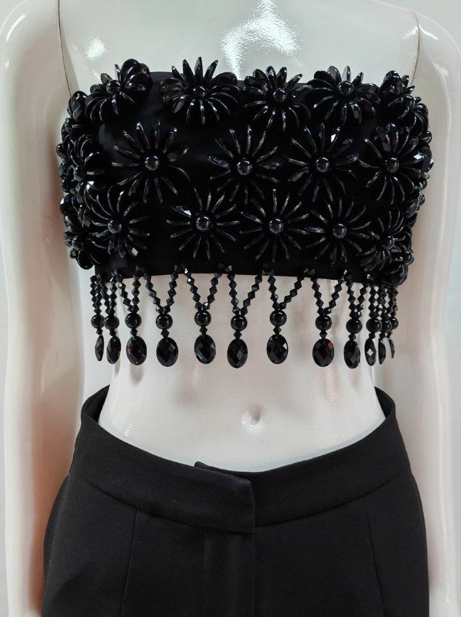 Eleganter Damen Zweiteiler Outfit in Schwarz mit Perlen Crop Top mit Hose