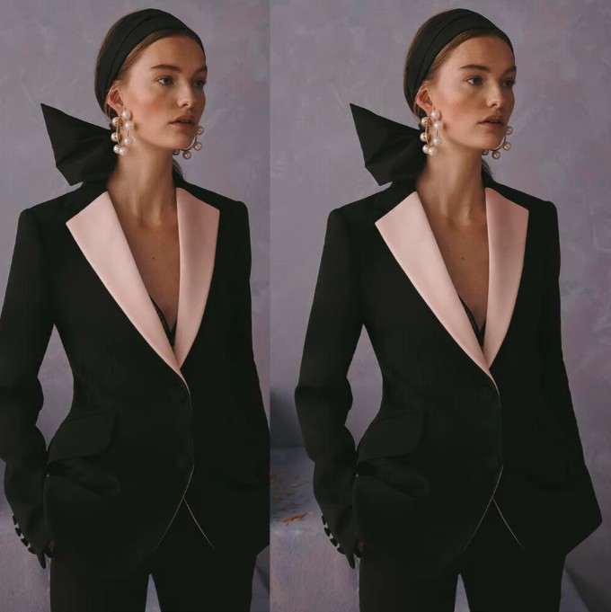 Eleganter schwarzer Damen-Hosenanzug mit Langarm-Blazer und passender Hose