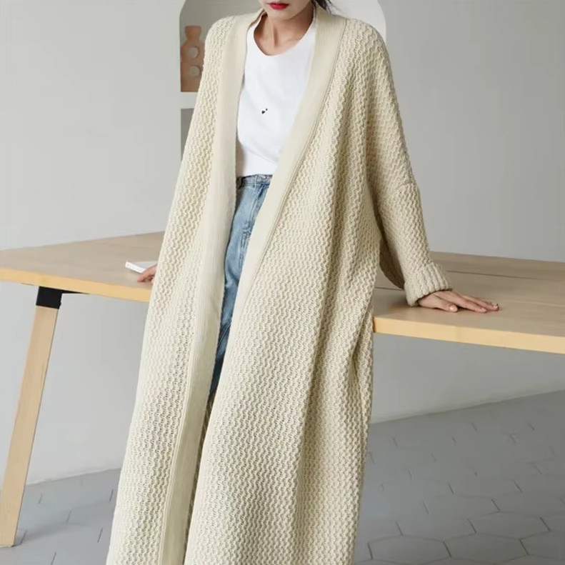 Lange Damen Woll Cardigan Strickjacke Emanuela Lang in Creme