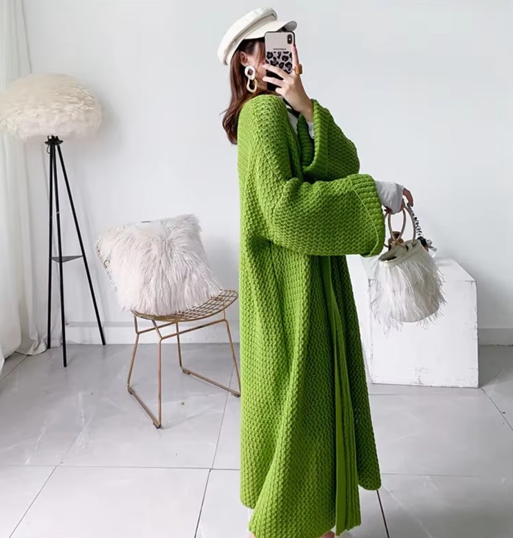 Lange Damen Woll Cardigan Strickjacke Emanuela Lang in Grün