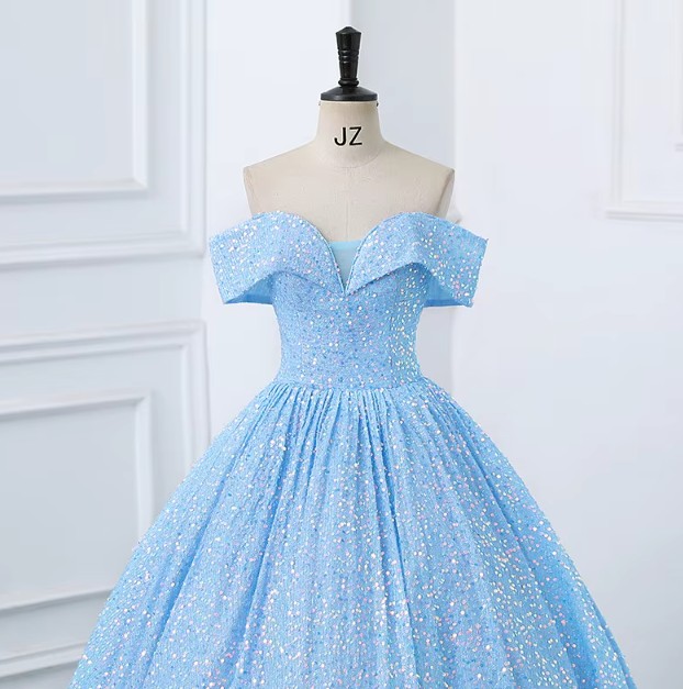 Schulterfreies Glitzer Ballkleid Elis in Hellblau