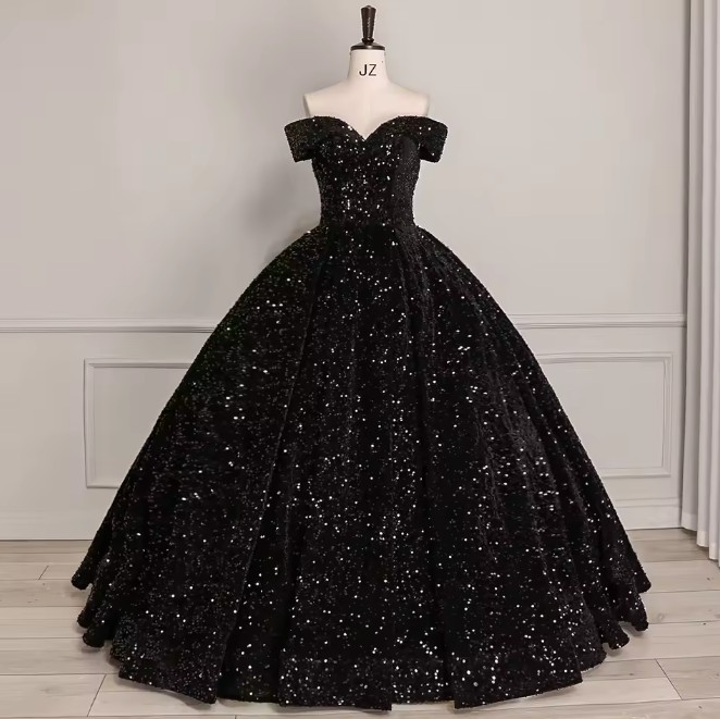 Schulterfreies Glitzer Ballkleid Eluana in Schwarz