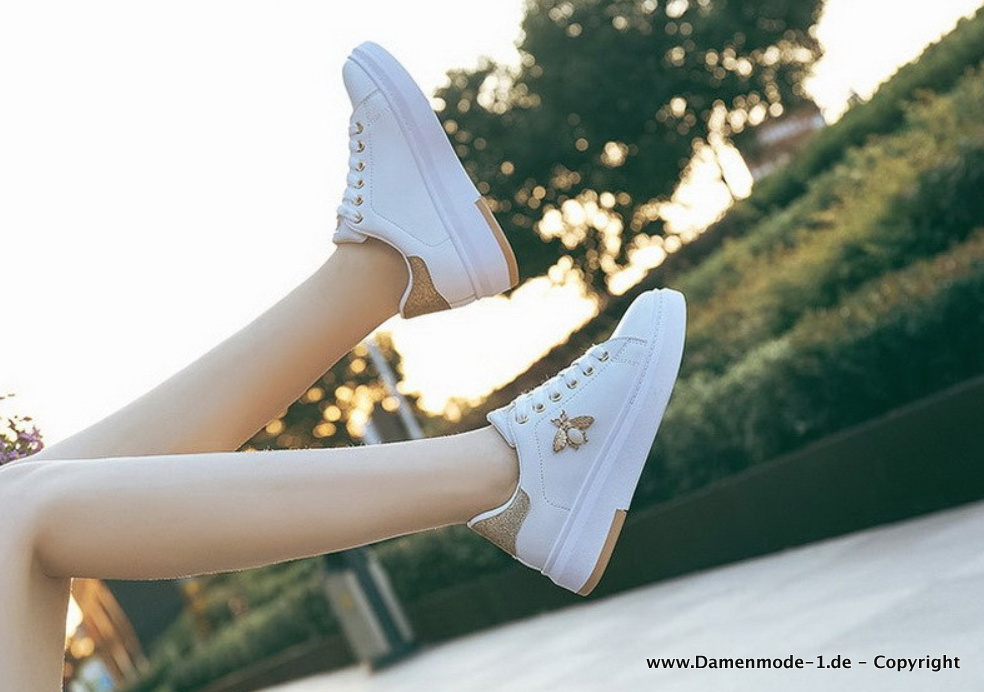 Weiße Sommer Schuhe Turnschuhe für Damen mit Strass Biene in Gold