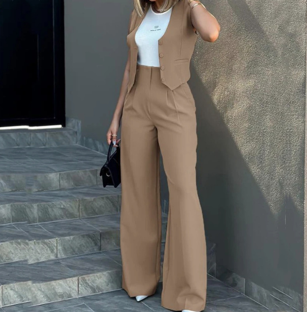 Damen Hosenanzug Elegant mit Ärmellose Weste in Khaki