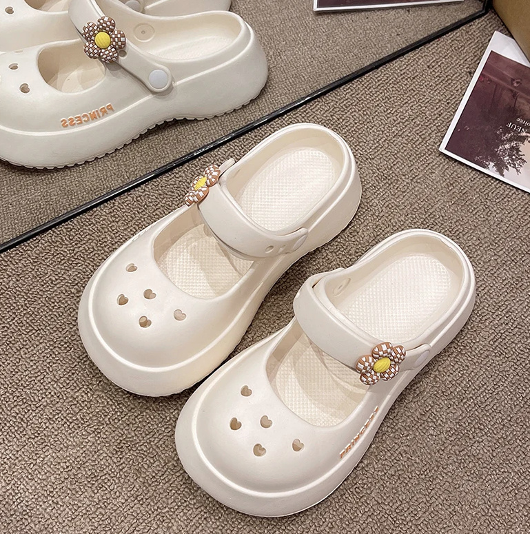 Prinzess Sommer Clogs Outdoor Schuhe für Damen in Weiß mit Herzchen
