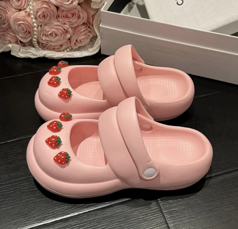 Sommer Schuhe Clogs in Rosa mit Erdbeeren 