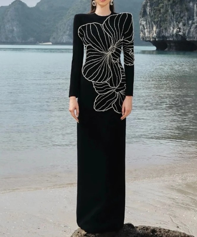 I Linie Abendkleid mit Strass Blume Stickereien Schwarz