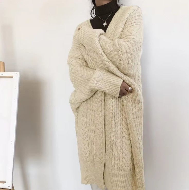 Damen Woll Cardigan Strickjacke Elise Lang in Beige