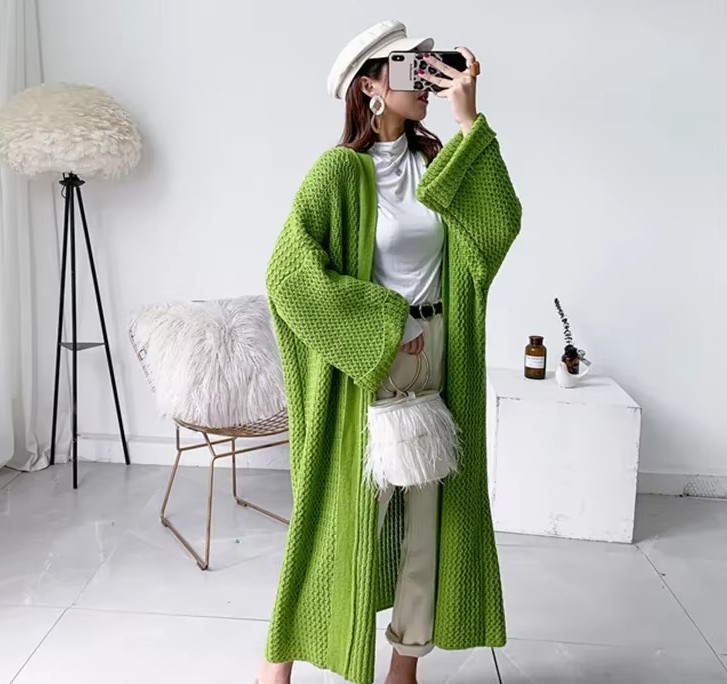 Lange Damen Woll Cardigan Strickjacke Emanuela Lang in Grün